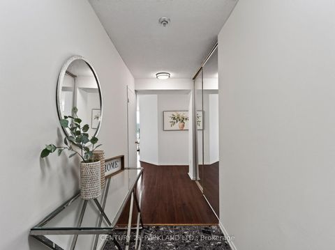 Photo 4 at 206 - 330 ALTON TOWERS Circle, Milliken, Toronto