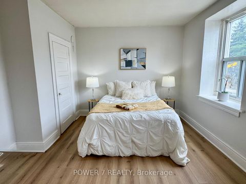 Photo 13 at 810 Ossington Avenue, Junction, Toronto