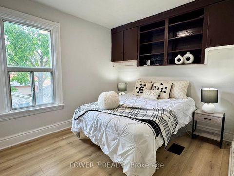 Photo 15 at 810 Ossington Avenue, Junction, Toronto