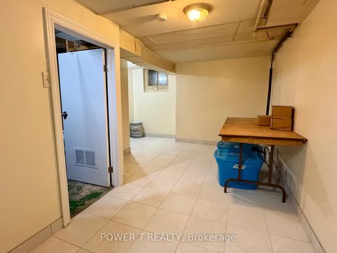 Photo 18 at 810 Ossington Avenue, Junction, Toronto