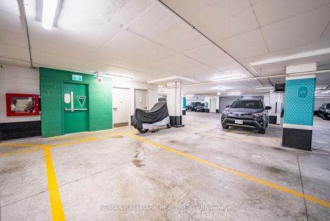 Photo 34 at 301 - 118 Merchants' Wharf, Waterfront Communities C8, Toronto
