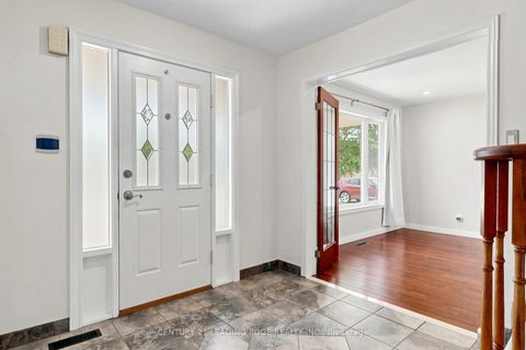 Photo 4 at 153 Natanya Boulevard, Keswick North, Georgina