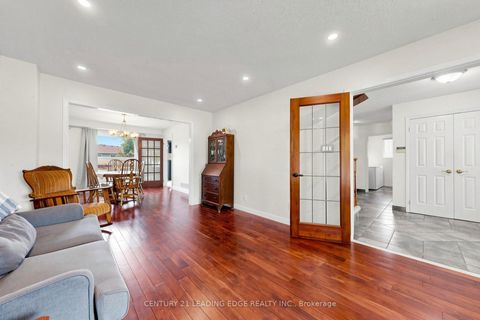 Photo 6 at 153 Natanya Boulevard, Keswick North, Georgina