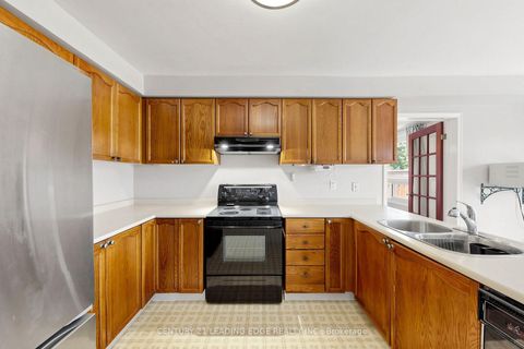 Photo 12 at 153 Natanya Boulevard, Keswick North, Georgina