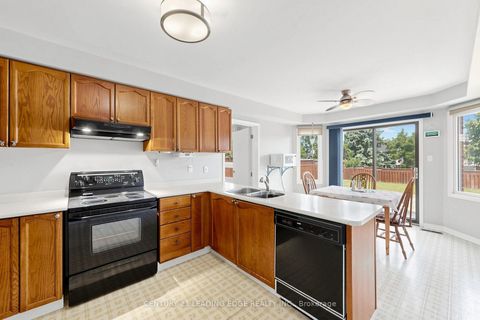 Photo 13 at 153 Natanya Boulevard, Keswick North, Georgina