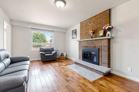 Photo 18 at 153 Natanya Boulevard, Keswick North, Georgina