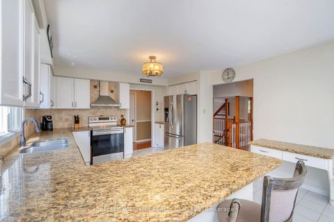 Photo 11 at 376 Keith Avenue, Glenway Estates, Newmarket