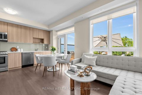 Photo 17 at 303 - 1150 Briar Hill Avenue, Belgravia, Toronto