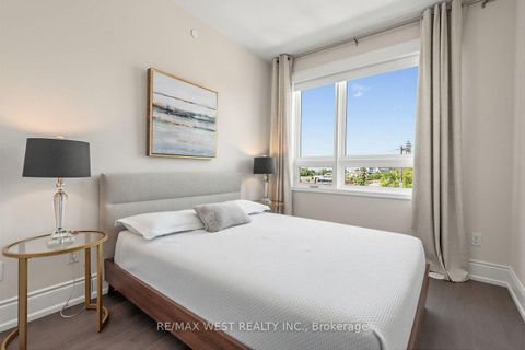 Photo 25 at 303 - 1150 Briar Hill Avenue, Belgravia, Toronto