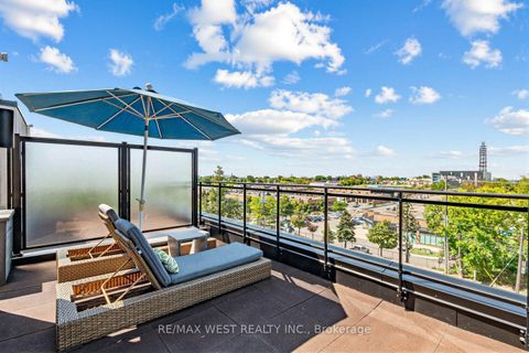 Photo 32 at 303 - 1150 Briar Hill Avenue, Belgravia, Toronto