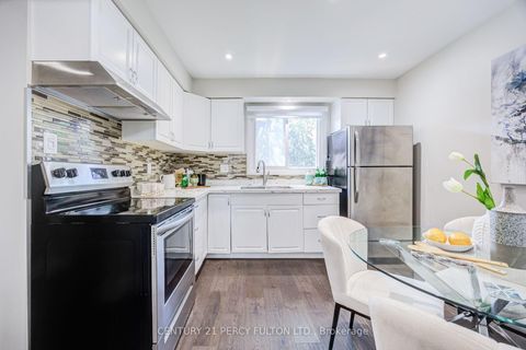 Photo 9 at 87 Crab Apple Way, Donalda, Toronto