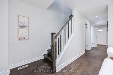 Photo 13 at 87 Crab Apple Way, Donalda, Toronto