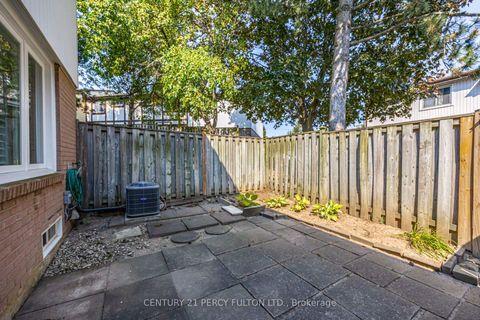 Photo 34 at 87 Crab Apple Way, Donalda, Toronto