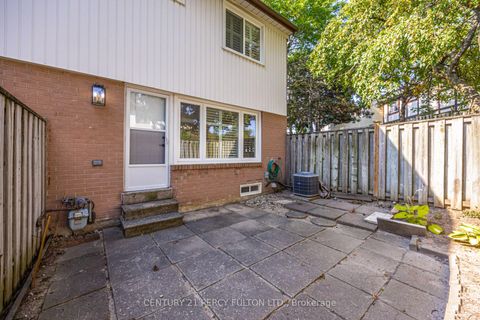 Photo 35 at 87 Crab Apple Way, Donalda, Toronto