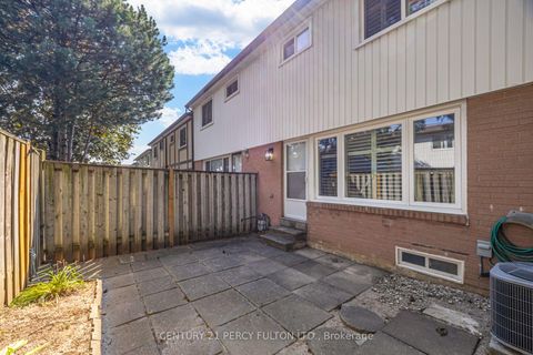 Photo 36 at 87 Crab Apple Way, Donalda, Toronto