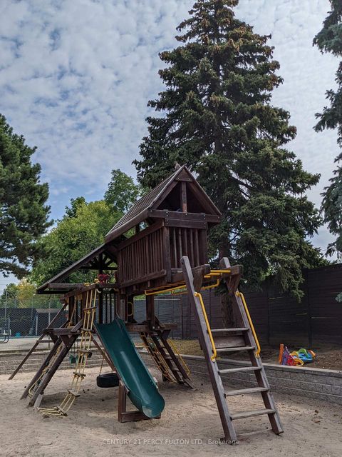 Photo 40 at 87 Crab Apple Way, Donalda, Toronto
