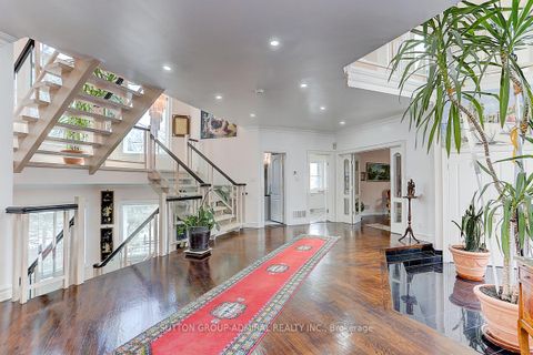 Photo 6 at 206 Arnold Avenue, Yorkhill, Vaughan