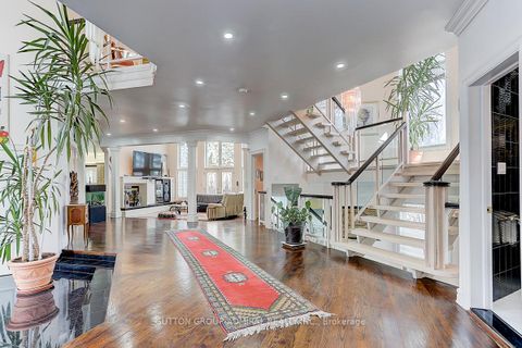 Photo 7 at 206 Arnold Avenue, Yorkhill, Vaughan