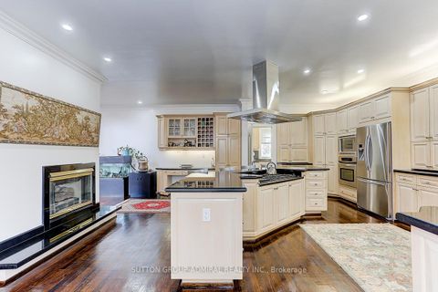Photo 11 at 206 Arnold Avenue, Yorkhill, Vaughan