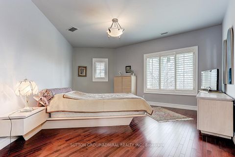 Photo 22 at 206 Arnold Avenue, Yorkhill, Vaughan