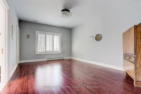 Photo 23 at 206 Arnold Avenue, Yorkhill, Vaughan