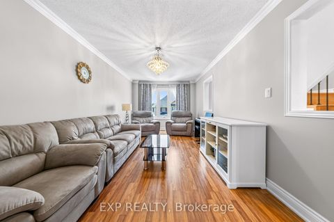 Photo 12 at 3 Baffin Court, Langstaff, Richmond Hill