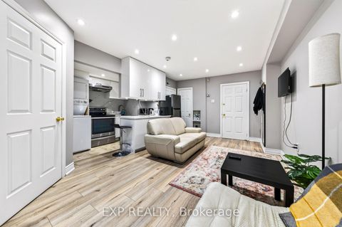 Photo 34 at 3 Baffin Court, Langstaff, Richmond Hill