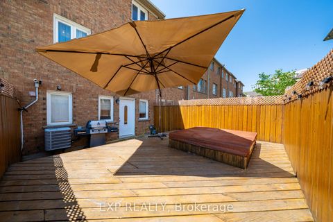 Photo 42 at 3 Baffin Court, Langstaff, Richmond Hill