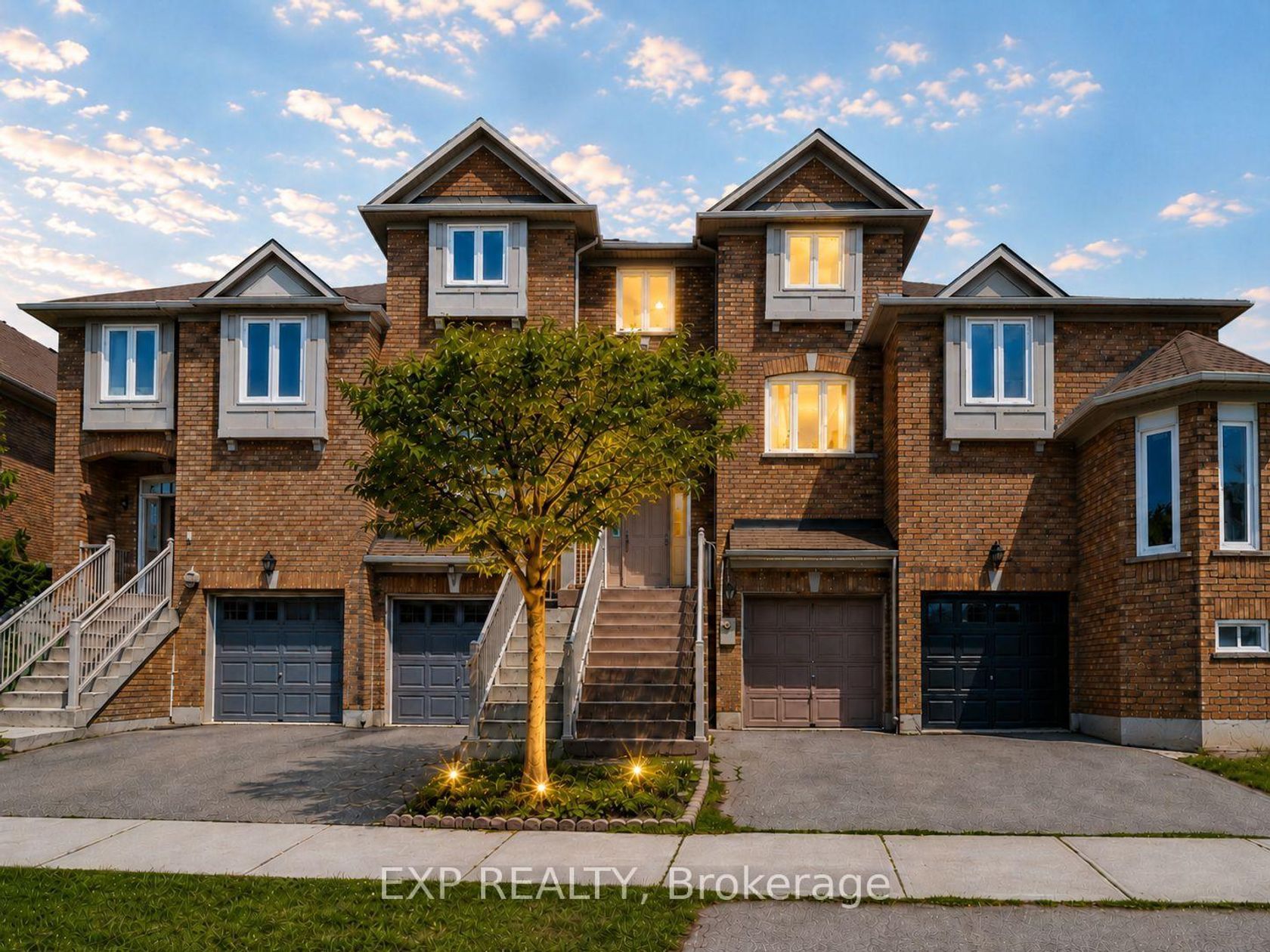 3 Baffin Court, Langstaff, Richmond Hill 