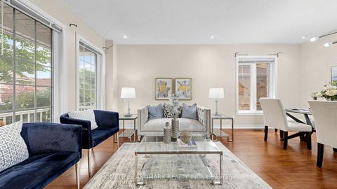 Photo 4 at 129 Beare Trail, Woodland Hill, Newmarket