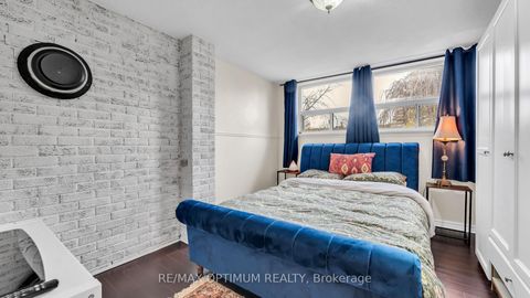Photo 33 at 1 Dundee Drive, York University Heights, Toronto