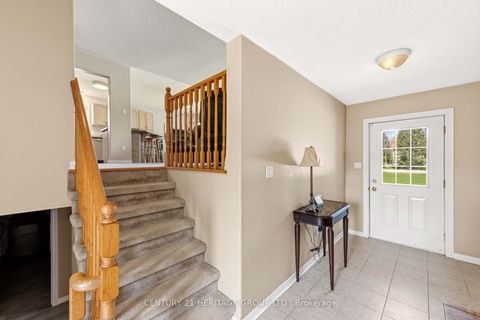 Photo 5 at 27 Creek Drive, Pefferlaw, Georgina