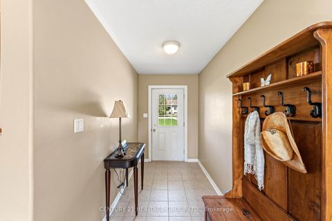 Photo 6 at 27 Creek Drive, Pefferlaw, Georgina