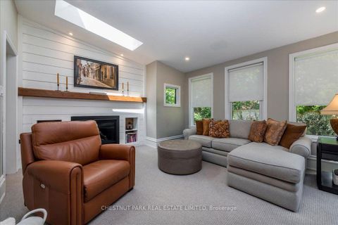 Photo 5 at 72 Burton Avenue, Allandale, Barrie