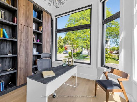 Photo 11 at 35 Lloydminster Crescent, Newtonbrook East, Toronto