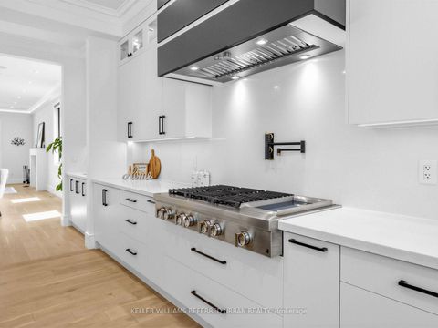Photo 27 at 35 Lloydminster Crescent, Newtonbrook East, Toronto