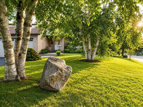 Photo 6 at 35 Glenridge Road, Allandale Heights, Barrie