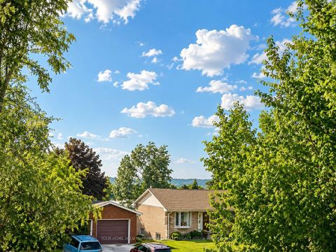 Photo 7 at 35 Glenridge Road, Allandale Heights, Barrie