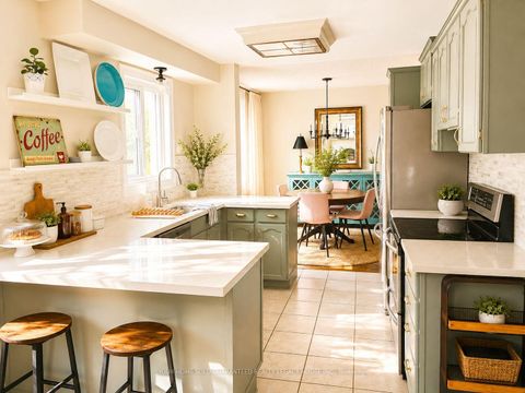 Photo 11 at 35 Glenridge Road, Allandale Heights, Barrie