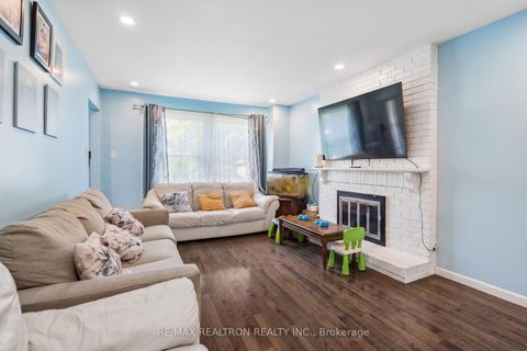 Photo 5 at 383 Sandford Street, Central Newmarket, Newmarket
