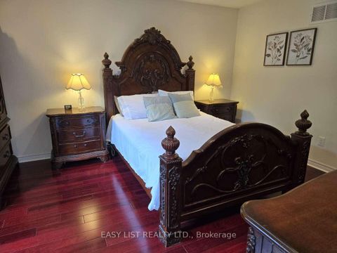 Photo 14 at 171 Stonebriar Drive, Maple, Vaughan