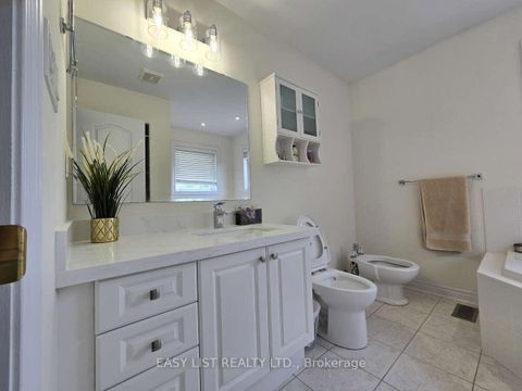 Photo 17 at 171 Stonebriar Drive, Maple, Vaughan