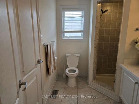 Photo 24 at 171 Stonebriar Drive, Maple, Vaughan