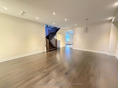 Photo 4 at 46 Haskins Crescent, Keswick South, Georgina