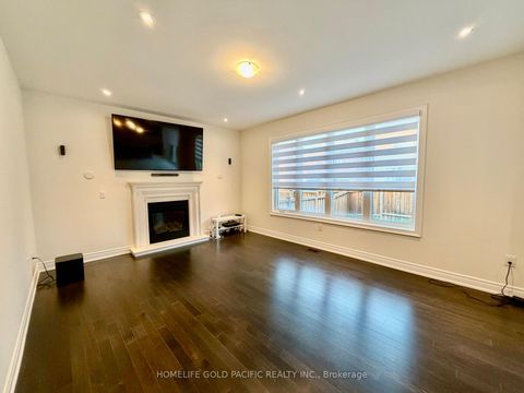 Photo 8 at 46 Haskins Crescent, Keswick South, Georgina