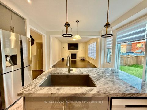 Photo 11 at 46 Haskins Crescent, Keswick South, Georgina