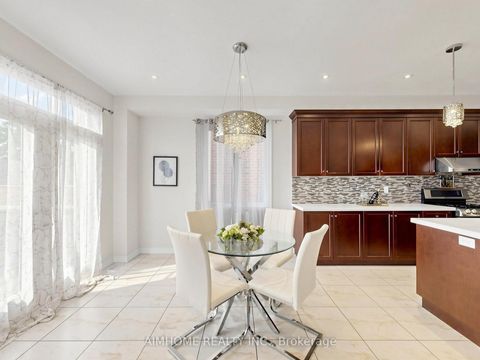 Photo 17 at 664 Mcgregor Farm Trail, Glenway Estates, Newmarket