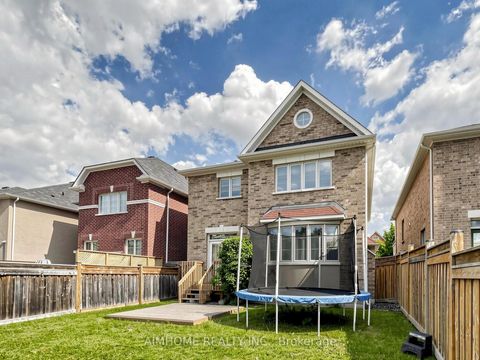 Photo 46 at 664 Mcgregor Farm Trail, Glenway Estates, Newmarket