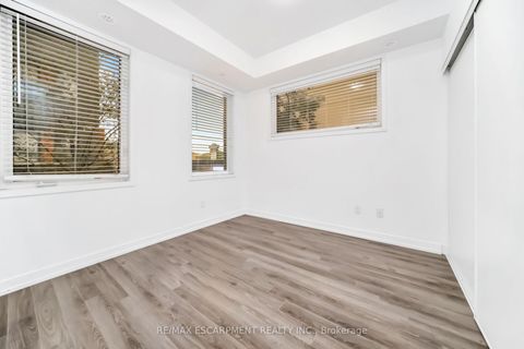 Photo 19 at 29 - 869 Wilson Avenue, CFB, Toronto