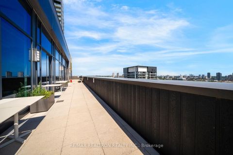 Photo 39 at 103 - 75 The Donway W, Don Mills, Toronto